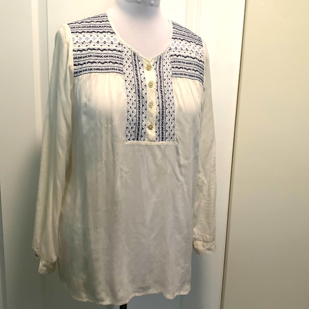 J JILL WHITE TUNIC EMBROIDERED FRONT